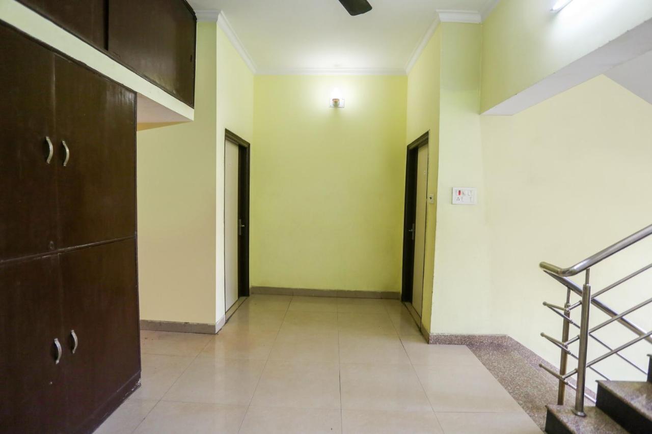 Spot On 72060 Hotel Kaushik Kakarmatha Exterior photo